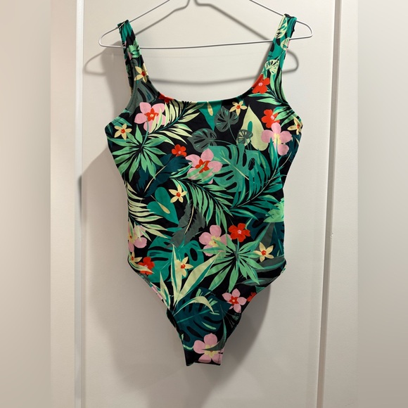 Victoria's Secret Other - Victoria's Secret Pink Tropical One Piece Swimsuit Size M